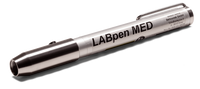 Der LABpen MED 50 wird für die Lasertherapie eingesetzt und kann auch bei Schwangerschaftsbeschwerden helfen.